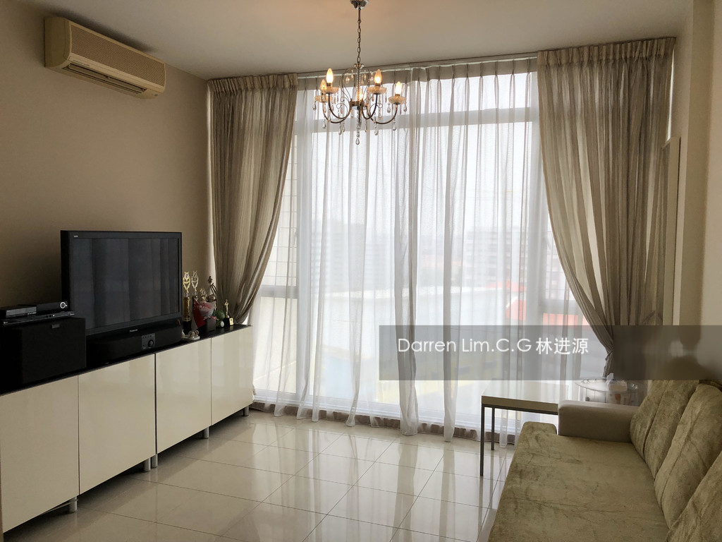 The Lakeshore (D22), Condominium #181324312